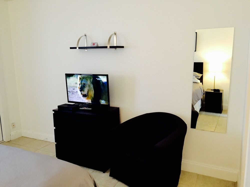 Motel Oasis 2*
