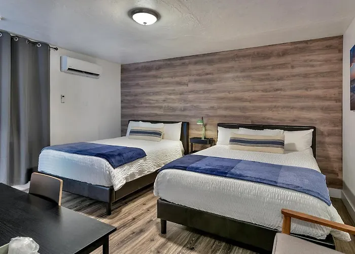Oasis Hotel